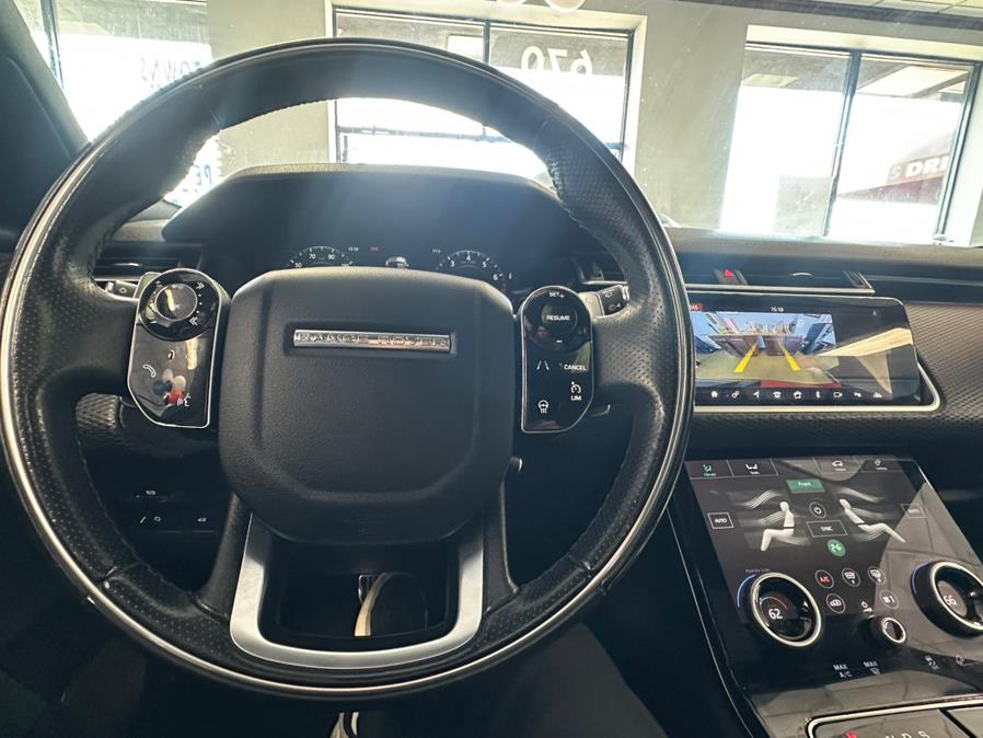 2018 Land Rover Range Rover Velar P250 R-Dynamic SE, available for sale in Inwood, New York | 5 Towns Drive. Inwood, New York 2018 Land Rover Range Rover Velar P250 R-Dynamic SE, available for sale in Inwood, New York | 5 Towns Drive. Inwood, New York