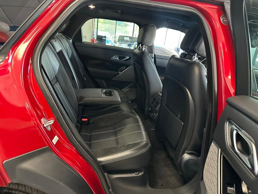 2018 Land Rover Range Rover Velar P250 R-Dynamic SE, available for sale in Inwood, New York | 5 Towns Drive. Inwood, New York 2018 Land Rover Range Rover Velar P250 R-Dynamic SE, available for sale in Inwood, New York | 5 Towns Drive. Inwood, New York