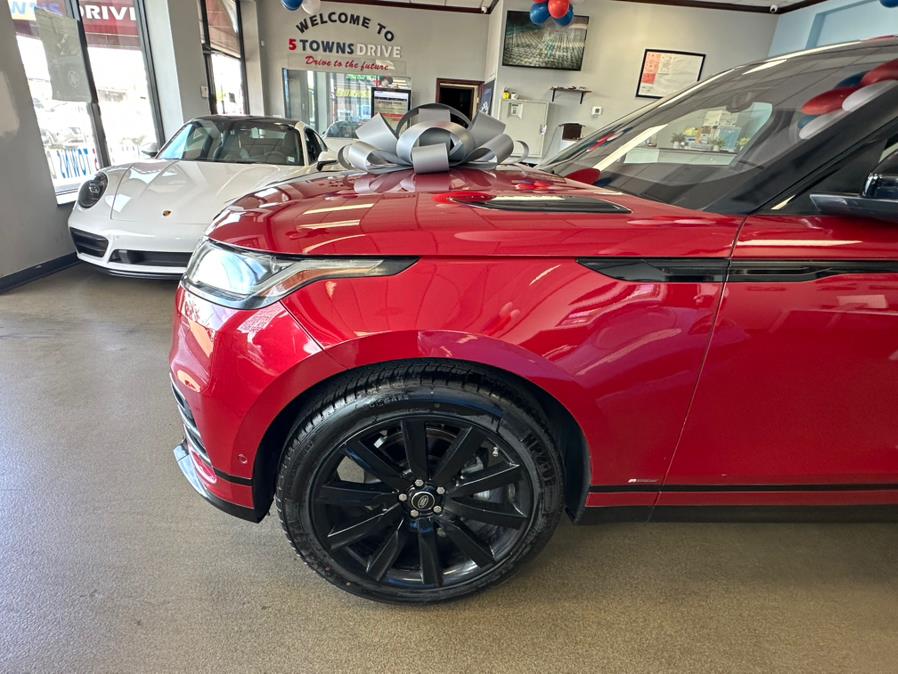 2018 Land Rover Range Rover Velar P250 R-Dynamic SE, available for sale in Inwood, New York | 5 Towns Drive. Inwood, New York 2018 Land Rover Range Rover Velar P250 R-Dynamic SE, available for sale in Inwood, New York | 5 Towns Drive. Inwood, New York