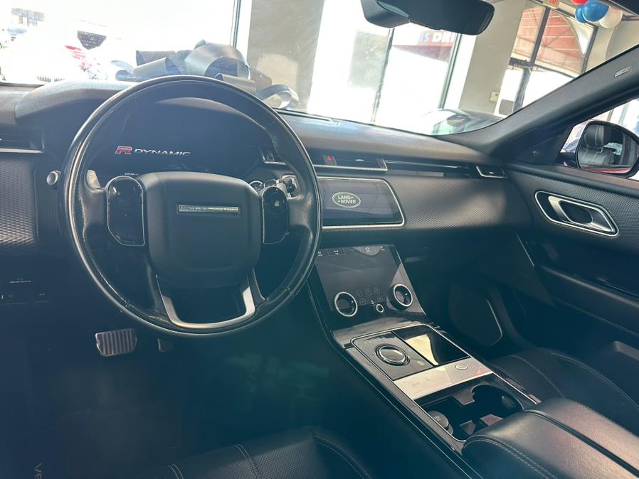 2018 Land Rover Range Rover Velar P250 R-Dynamic SE, available for sale in Inwood, New York | 5 Towns Drive. Inwood, New York 2018 Land Rover Range Rover Velar P250 R-Dynamic SE, available for sale in Inwood, New York | 5 Towns Drive. Inwood, New York