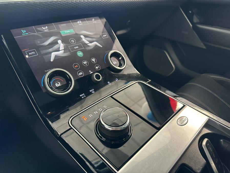 2018 Land Rover Range Rover Velar P250 R-Dynamic SE, available for sale in Inwood, New York | 5 Towns Drive. Inwood, New York 2018 Land Rover Range Rover Velar P250 R-Dynamic SE, available for sale in Inwood, New York | 5 Towns Drive. Inwood, New York