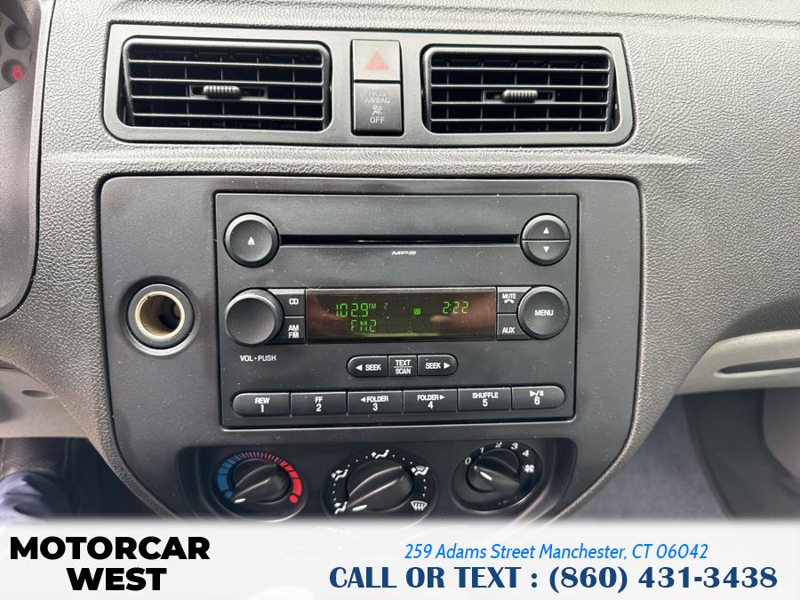 2007 Ford Focus 4dr Sdn SE, available for sale in Manchester, Connecticut | Motorcar West. Manchester, Connecticut 2007 Ford Focus 4dr Sdn SE, available for sale in Manchester, Connecticut | Motorcar West. Manchester, Connecticut