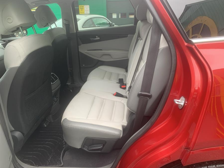 2017 Kia Sorento SX V6 AWD, available for sale in New London, Connecticut | McAvoy Inc dba Town Hill Auto. New London, Connecticut 2017 Kia Sorento SX V6 AWD, available for sale in New London, Connecticut | McAvoy Inc dba Town Hill Auto. New London, Connecticut
