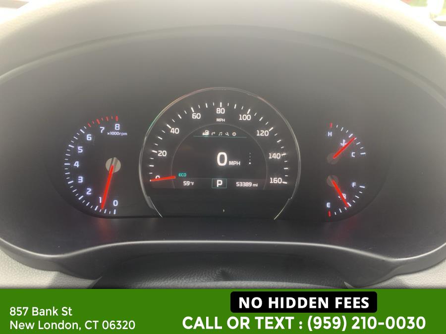 2017 Kia Sorento SX V6 AWD, available for sale in New London, Connecticut | McAvoy Inc dba Town Hill Auto. New London, Connecticut 2017 Kia Sorento SX V6 AWD, available for sale in New London, Connecticut | McAvoy Inc dba Town Hill Auto. New London, Connecticut