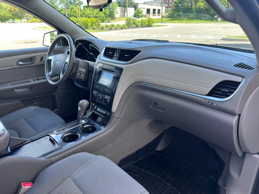 2016 Chevrolet Traverse AWD 4dr LT w/1LT, available for sale in Garfield, New Jersey | Mikes Auto Sales LLC. Garfield, New Jersey 2016 Chevrolet Traverse AWD 4dr LT w/1LT, available for sale in Garfield, New Jersey | Mikes Auto Sales LLC. Garfield, New Jersey