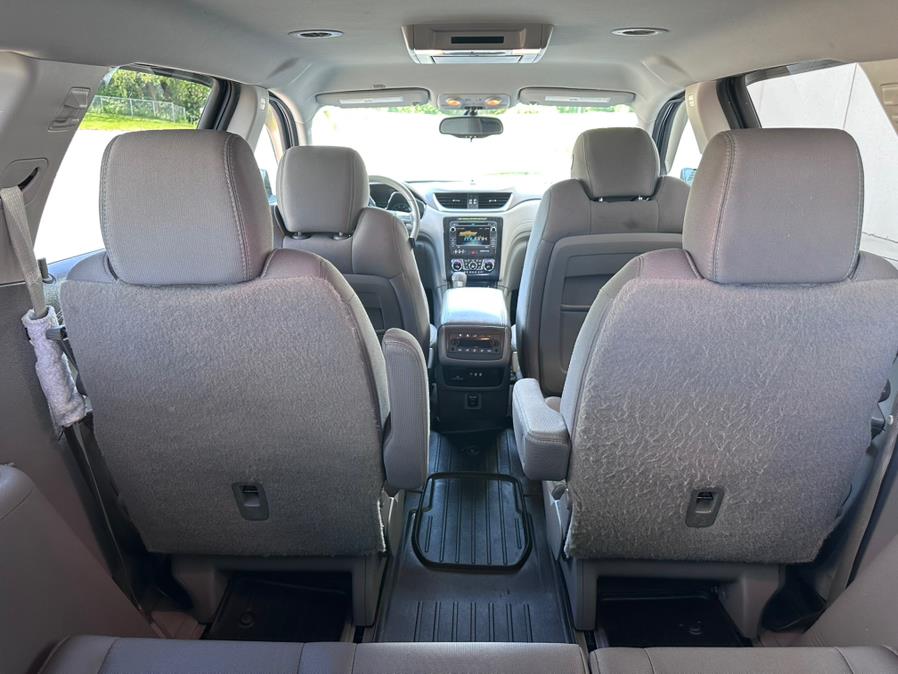 2016 Chevrolet Traverse AWD 4dr LT w/1LT, available for sale in Garfield, New Jersey | Mikes Auto Sales LLC. Garfield, New Jersey 2016 Chevrolet Traverse AWD 4dr LT w/1LT, available for sale in Garfield, New Jersey | Mikes Auto Sales LLC. Garfield, New Jersey