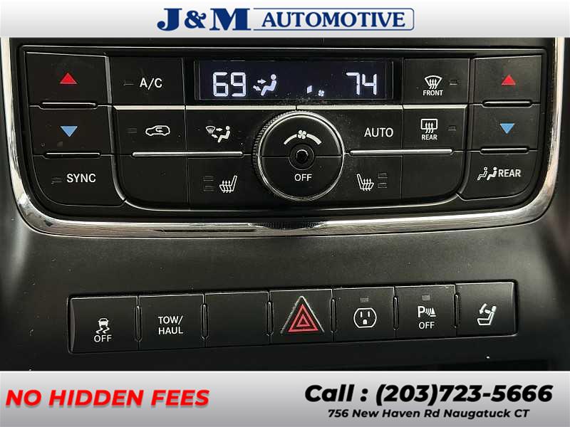 2013 Dodge Durango Crew, available for sale in Naugatuck, Connecticut | J&M Automotive Sls&Svc LLC. Naugatuck, Connecticut 2013 Dodge Durango Crew, available for sale in Naugatuck, Connecticut | J&M Automotive Sls&Svc LLC. Naugatuck, Connecticut