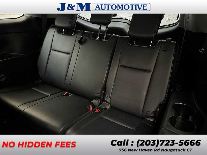 2018 Toyota Highlander XLE, available for sale in Naugatuck, Connecticut | J&M Automotive Sls&Svc LLC. Naugatuck, Connecticut 2018 Toyota Highlander XLE, available for sale in Naugatuck, Connecticut | J&M Automotive Sls&Svc LLC. Naugatuck, Connecticut