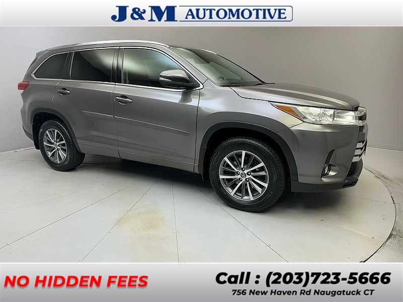 2018 Toyota Highlander XLE, available for sale in Naugatuck, Connecticut | J&M Automotive Sls&Svc LLC. Naugatuck, Connecticut 2018 Toyota Highlander XLE, available for sale in Naugatuck, Connecticut | J&M Automotive Sls&Svc LLC. Naugatuck, Connecticut