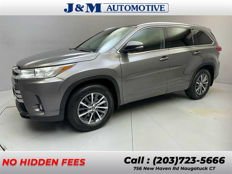 2018 Toyota Highlander XLE, available for sale in Naugatuck, Connecticut | J&M Automotive Sls&Svc LLC. Naugatuck, Connecticut 2018 Toyota Highlander XLE, available for sale in Naugatuck, Connecticut | J&M Automotive Sls&Svc LLC. Naugatuck, Connecticut