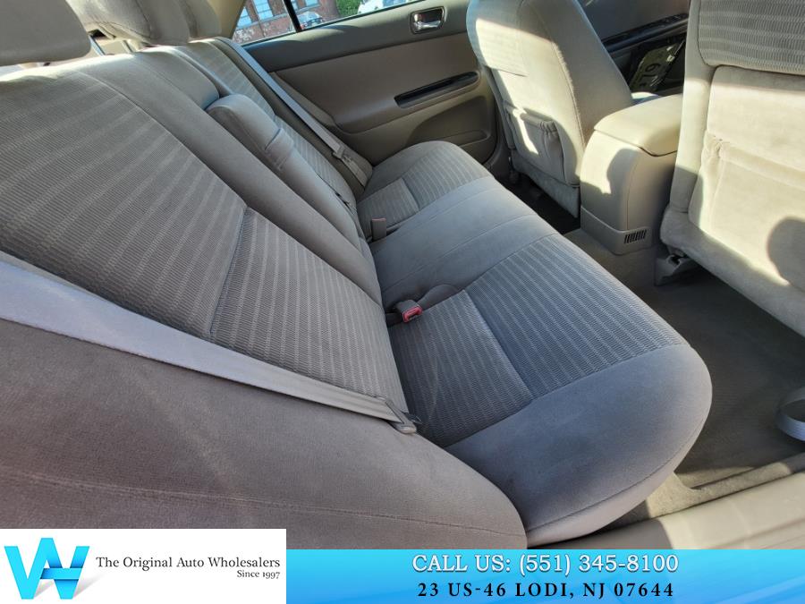 2005 Toyota Camry 4dr Sdn LE Auto (Natl), available for sale in Lodi, New Jersey | AW Auto & Truck Wholesalers, Inc. Lodi, New Jersey 2005 Toyota Camry 4dr Sdn LE Auto (Natl), available for sale in Lodi, New Jersey | AW Auto & Truck Wholesalers, Inc. Lodi, New Jersey