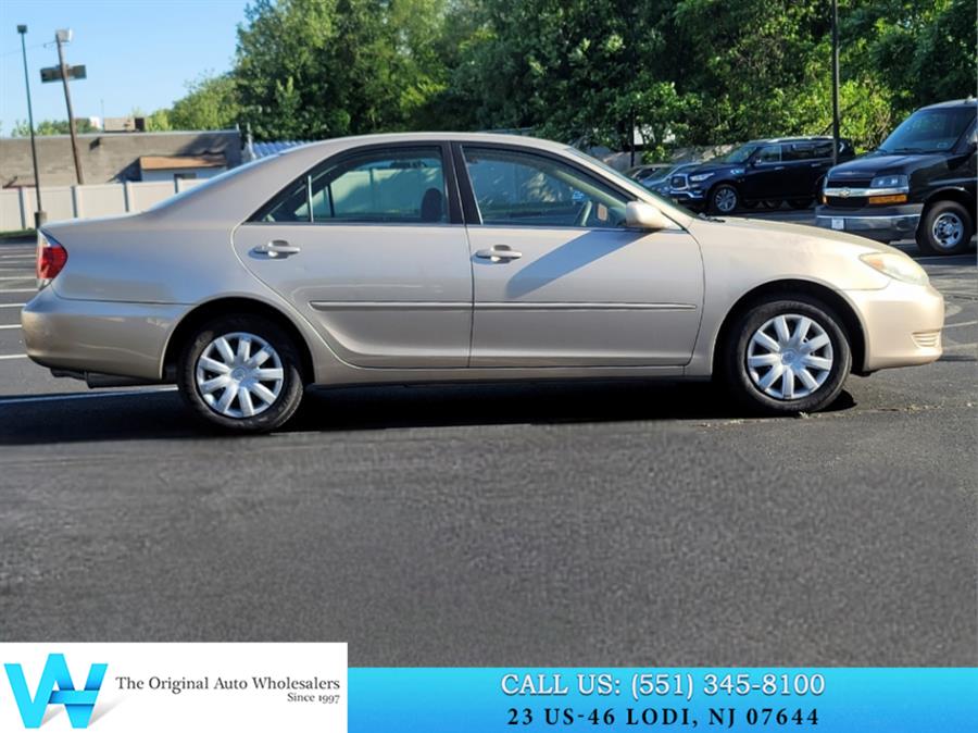 2005 Toyota Camry 4dr Sdn LE Auto (Natl), available for sale in Lodi, New Jersey | AW Auto & Truck Wholesalers, Inc. Lodi, New Jersey 2005 Toyota Camry 4dr Sdn LE Auto (Natl), available for sale in Lodi, New Jersey | AW Auto & Truck Wholesalers, Inc. Lodi, New Jersey