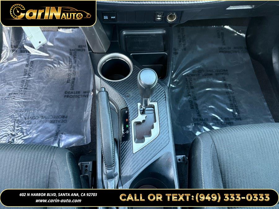 2014 Toyota RAV4 AWD 4dr XLE (Natl), available for sale in Santa Ana, California | Carin Auto. Santa Ana, California 2014 Toyota RAV4 AWD 4dr XLE (Natl), available for sale in Santa Ana, California | Carin Auto. Santa Ana, California