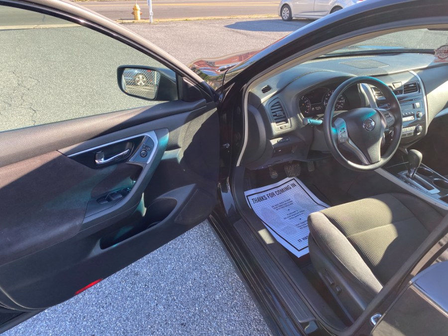 2013 Nissan Altima 4dr Sdn I4 2.5 S, available for sale in Bethlehem, Pennsylvania | Best Auto Deals LLC. Bethlehem, Pennsylvania 2013 Nissan Altima 4dr Sdn I4 2.5 S, available for sale in Bethlehem, Pennsylvania | Best Auto Deals LLC. Bethlehem, Pennsylvania