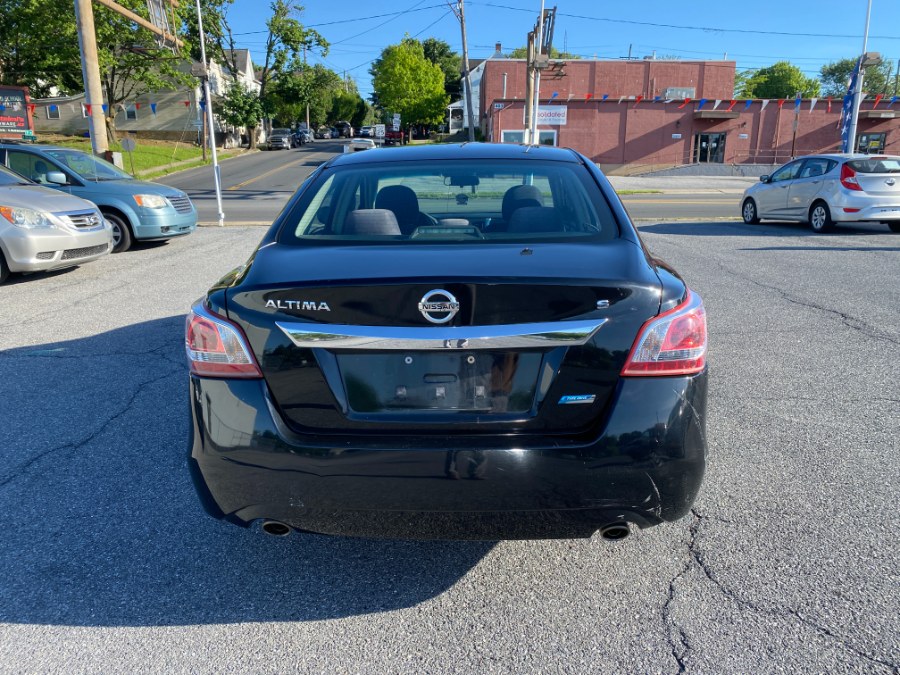 2013 Nissan Altima 4dr Sdn I4 2.5 S, available for sale in Bethlehem, Pennsylvania | Best Auto Deals LLC. Bethlehem, Pennsylvania 2013 Nissan Altima 4dr Sdn I4 2.5 S, available for sale in Bethlehem, Pennsylvania | Best Auto Deals LLC. Bethlehem, Pennsylvania