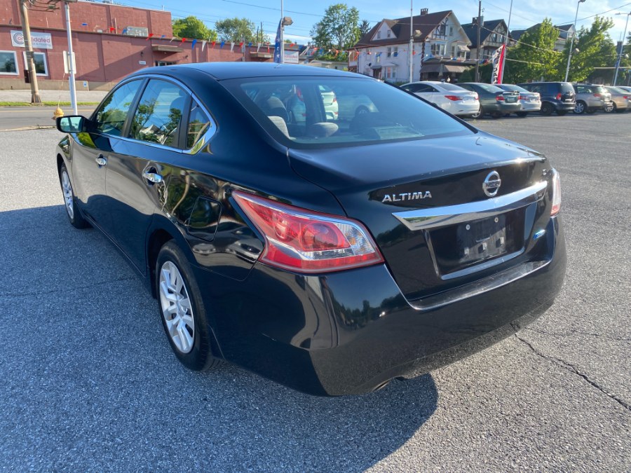2013 Nissan Altima 4dr Sdn I4 2.5 S, available for sale in Bethlehem, Pennsylvania | Best Auto Deals LLC. Bethlehem, Pennsylvania 2013 Nissan Altima 4dr Sdn I4 2.5 S, available for sale in Bethlehem, Pennsylvania | Best Auto Deals LLC. Bethlehem, Pennsylvania
