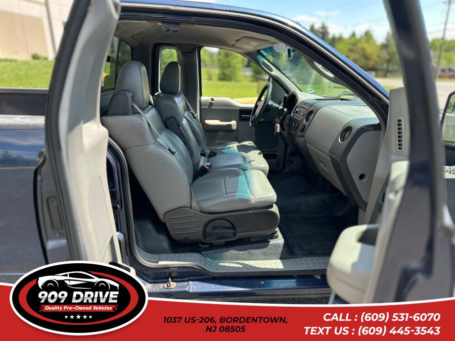 2005 Ford F-150 XL | STX | XLT | XL | XLT, available for sale in BORDENTOWN, New Jersey | 909 Drive. BORDENTOWN, New Jersey 2005 Ford F-150 XL | STX | XLT | XL | XLT, available for sale in BORDENTOWN, New Jersey | 909 Drive. BORDENTOWN, New Jersey