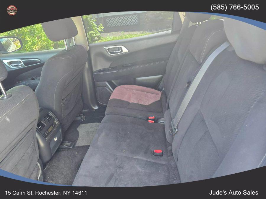 2013 Nissan Pathfinder SV Sport Utility 4D, available for sale in Wolcott, New York | Auto Hunter CNY. Wolcott, New York 2013 Nissan Pathfinder SV Sport Utility 4D, available for sale in Wolcott, New York | Auto Hunter CNY. Wolcott, New York