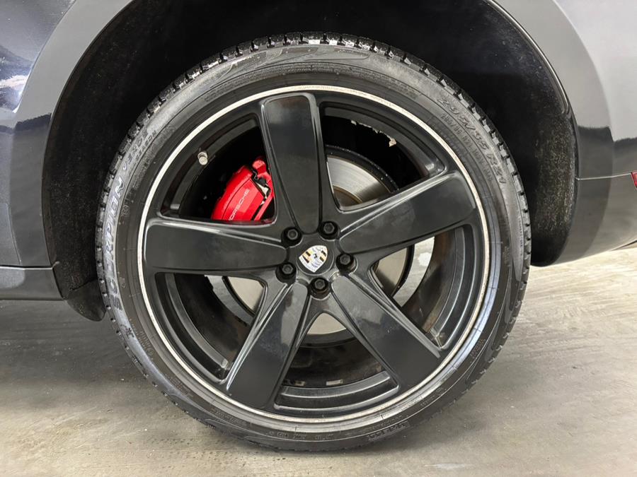 2016 Porsche Macan AWD 4dr Turbo, available for sale in Elizabeth, New Jersey | Dream Auto Group. Elizabeth, New Jersey 2016 Porsche Macan AWD 4dr Turbo, available for sale in Elizabeth, New Jersey | Dream Auto Group. Elizabeth, New Jersey