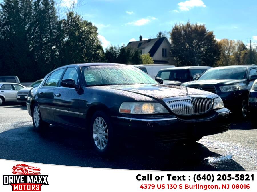 Used 2007 Lincoln Town Car in Burlington, New Jersey | Drive Maxx Motors. Burlington, New Jersey