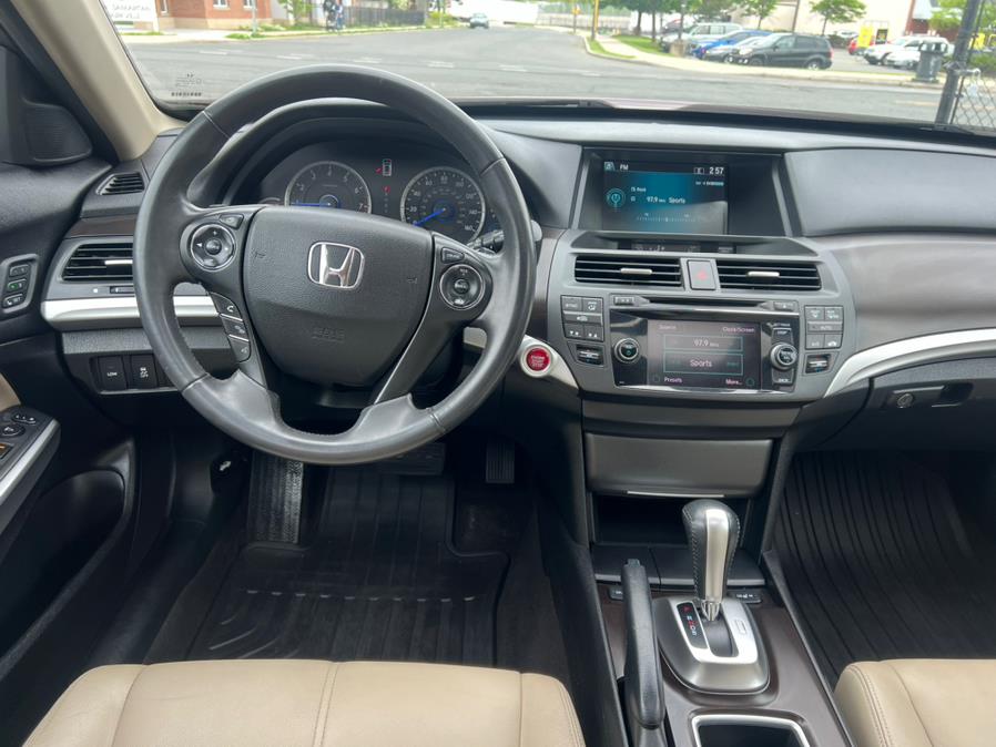 2013 Honda Crosstour 4WD V6 5dr EX-L, available for sale in Hartford, Connecticut | VEB Auto Sales. Hartford, Connecticut 2013 Honda Crosstour 4WD V6 5dr EX-L, available for sale in Hartford, Connecticut | VEB Auto Sales. Hartford, Connecticut
