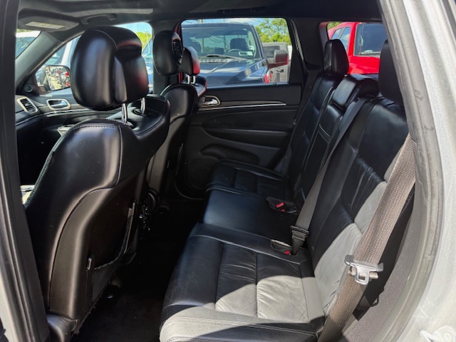 2015 Jeep Grand Cherokee 4WD 4dr Limited, available for sale in Huntington Station, New York | Huntington Auto Mall. Huntington Station, New York 2015 Jeep Grand Cherokee 4WD 4dr Limited, available for sale in Huntington Station, New York | Huntington Auto Mall. Huntington Station, New York