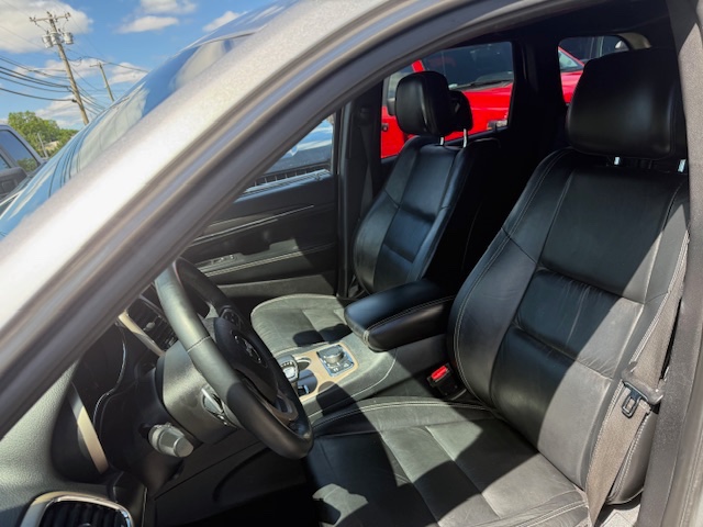 2015 Jeep Grand Cherokee 4WD 4dr Limited, available for sale in Huntington Station, New York | Huntington Auto Mall. Huntington Station, New York 2015 Jeep Grand Cherokee 4WD 4dr Limited, available for sale in Huntington Station, New York | Huntington Auto Mall. Huntington Station, New York