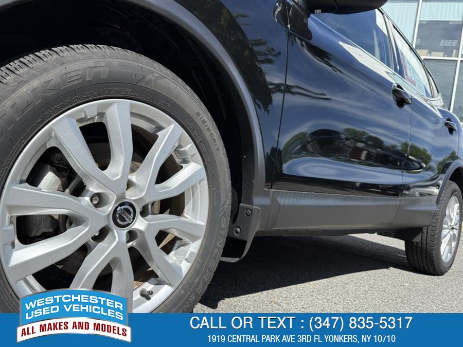2022 Nissan Rogue Sport SV, available for sale in Yonkers, New York | Apex Westchester Used Vehicles. Yonkers, New York 2022 Nissan Rogue Sport SV, available for sale in Yonkers, New York | Apex Westchester Used Vehicles. Yonkers, New York