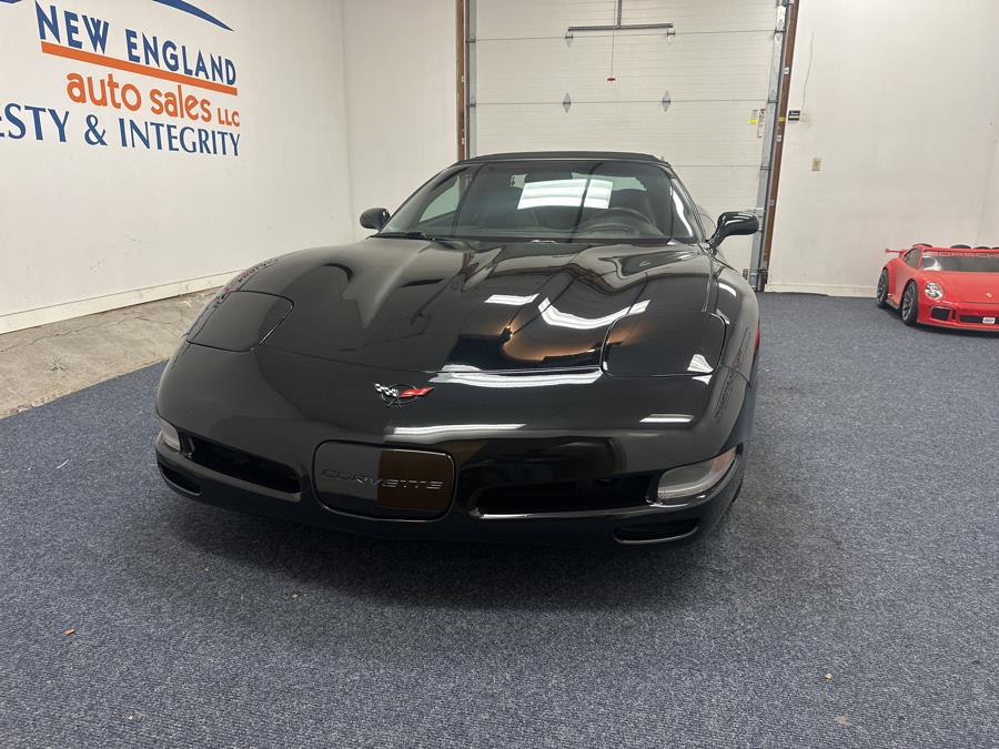 2001 Chevrolet Corvette Convertible photo 2