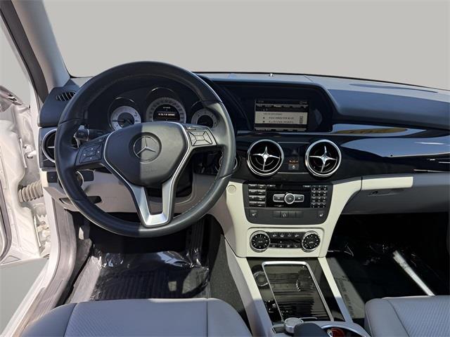 2014 Mercedes-benz Glk GLK 250, available for sale in Stratford, Connecticut | Wiz Leasing Inc. Stratford, Connecticut 2014 Mercedes-benz Glk GLK 250, available for sale in Stratford, Connecticut | Wiz Leasing Inc. Stratford, Connecticut