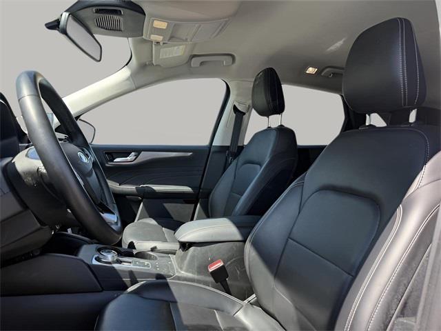 2022 Ford Escape Titanium, available for sale in Stratford, Connecticut | Wiz Leasing Inc. Stratford, Connecticut 2022 Ford Escape Titanium, available for sale in Stratford, Connecticut | Wiz Leasing Inc. Stratford, Connecticut