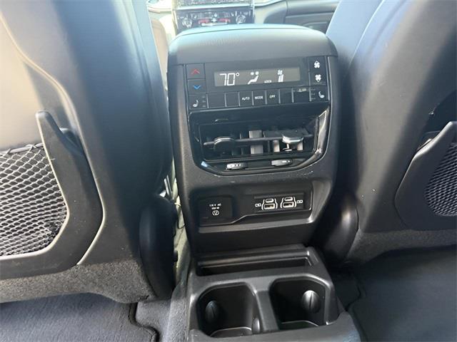 2021 Jeep Grand Cherokee l Limited, available for sale in Stratford, Connecticut | Wiz Leasing Inc. Stratford, Connecticut 2021 Jeep Grand Cherokee l Limited, available for sale in Stratford, Connecticut | Wiz Leasing Inc. Stratford, Connecticut