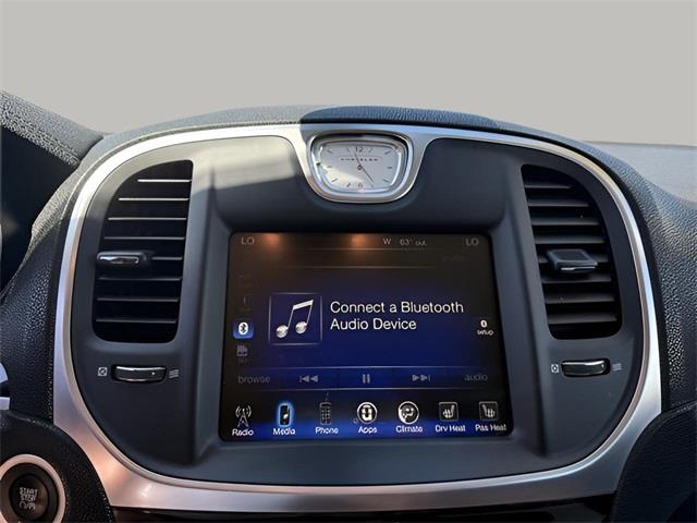 2016 Chrysler 300 Limited, available for sale in Stratford, Connecticut | Wiz Leasing Inc. Stratford, Connecticut 2016 Chrysler 300 Limited, available for sale in Stratford, Connecticut | Wiz Leasing Inc. Stratford, Connecticut
