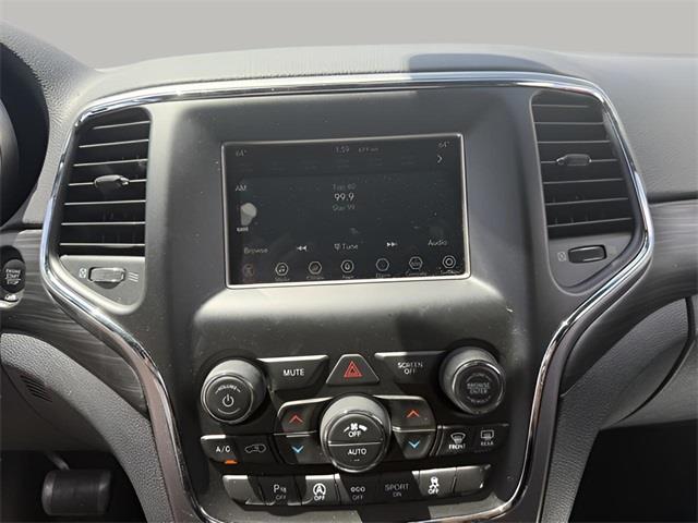 2020 Jeep Grand Cherokee Laredo E, available for sale in Stratford, Connecticut | Wiz Leasing Inc. Stratford, Connecticut 2020 Jeep Grand Cherokee Laredo E, available for sale in Stratford, Connecticut | Wiz Leasing Inc. Stratford, Connecticut