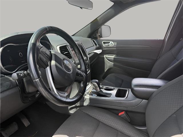 2020 Jeep Grand Cherokee Laredo E, available for sale in Stratford, Connecticut | Wiz Leasing Inc. Stratford, Connecticut 2020 Jeep Grand Cherokee Laredo E, available for sale in Stratford, Connecticut | Wiz Leasing Inc. Stratford, Connecticut