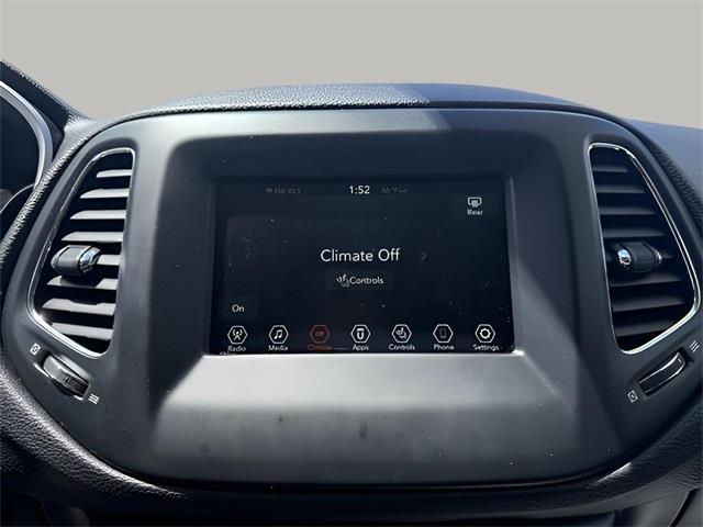 2020 Jeep Compass Latitude, available for sale in Stratford, Connecticut | Wiz Leasing Inc. Stratford, Connecticut 2020 Jeep Compass Latitude, available for sale in Stratford, Connecticut | Wiz Leasing Inc. Stratford, Connecticut