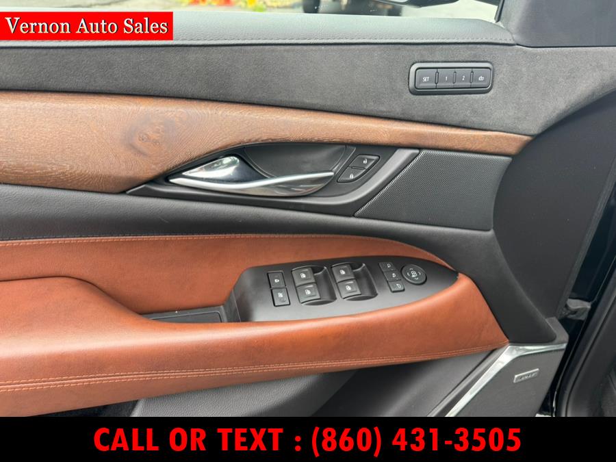 2019 Cadillac Escalade 4WD 4dr Luxury, available for sale in Manchester, Connecticut | Vernon Auto Sale & Service. Manchester, Connecticut 2019 Cadillac Escalade 4WD 4dr Luxury, available for sale in Manchester, Connecticut | Vernon Auto Sale & Service. Manchester, Connecticut