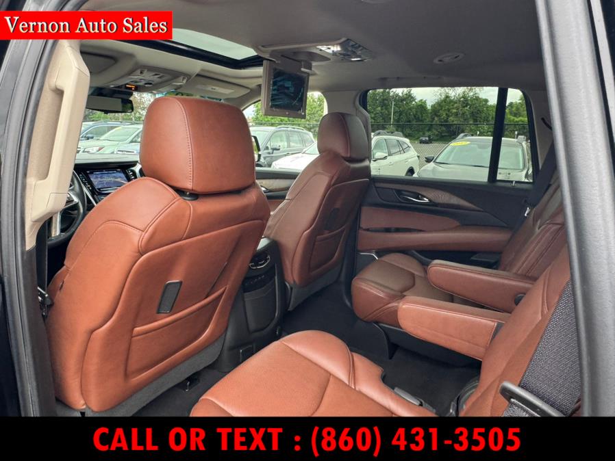 2019 Cadillac Escalade 4WD 4dr Luxury, available for sale in Manchester, Connecticut | Vernon Auto Sale & Service. Manchester, Connecticut 2019 Cadillac Escalade 4WD 4dr Luxury, available for sale in Manchester, Connecticut | Vernon Auto Sale & Service. Manchester, Connecticut