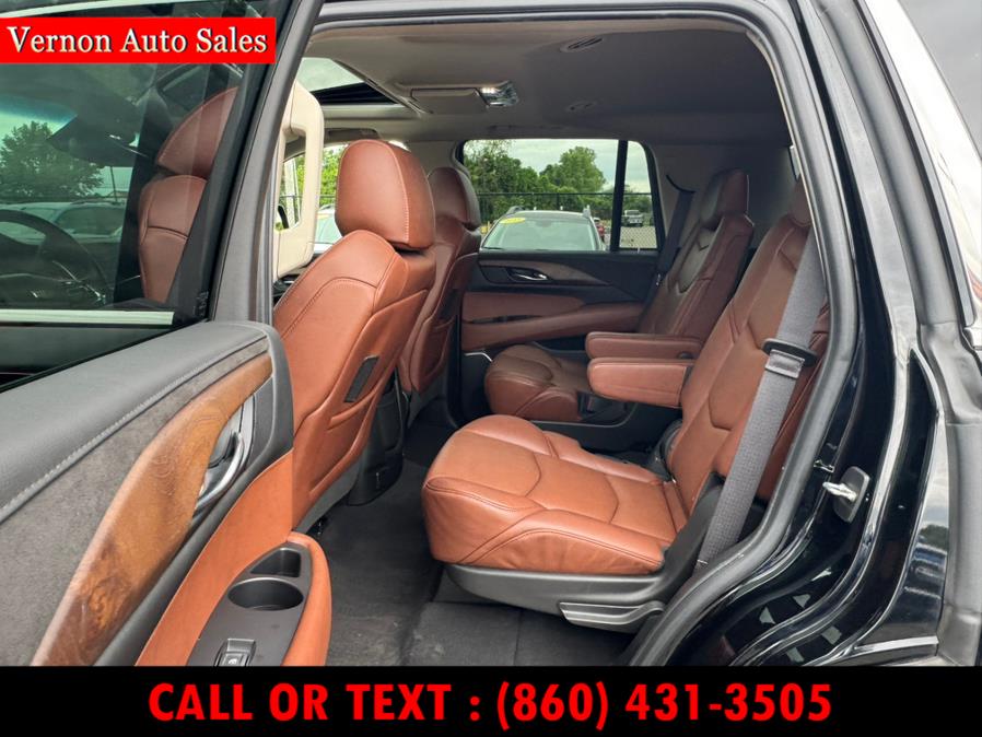 2019 Cadillac Escalade 4WD 4dr Luxury, available for sale in Manchester, Connecticut | Vernon Auto Sale & Service. Manchester, Connecticut 2019 Cadillac Escalade 4WD 4dr Luxury, available for sale in Manchester, Connecticut | Vernon Auto Sale & Service. Manchester, Connecticut