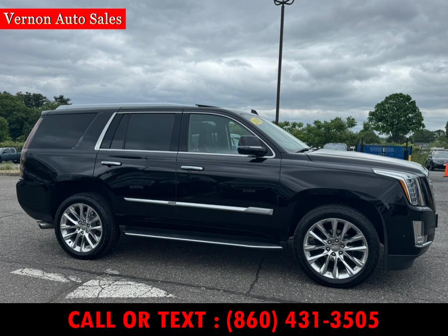 2019 Cadillac Escalade 4WD 4dr Luxury, available for sale in Manchester, Connecticut | Vernon Auto Sale & Service. Manchester, Connecticut 2019 Cadillac Escalade 4WD 4dr Luxury, available for sale in Manchester, Connecticut | Vernon Auto Sale & Service. Manchester, Connecticut