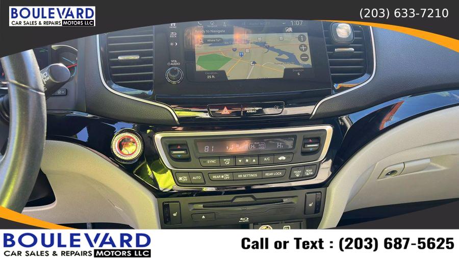2019 Honda Pilot Touring Sport Utility 4D, available for sale in New Haven, Connecticut | Boulevard Motors LLC. New Haven, Connecticut 2019 Honda Pilot Touring Sport Utility 4D, available for sale in New Haven, Connecticut | Boulevard Motors LLC. New Haven, Connecticut