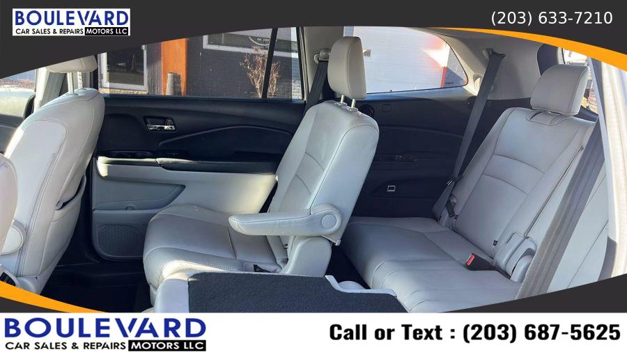 2019 Honda Pilot Touring Sport Utility 4D, available for sale in New Haven, Connecticut | Boulevard Motors LLC. New Haven, Connecticut 2019 Honda Pilot Touring Sport Utility 4D, available for sale in New Haven, Connecticut | Boulevard Motors LLC. New Haven, Connecticut