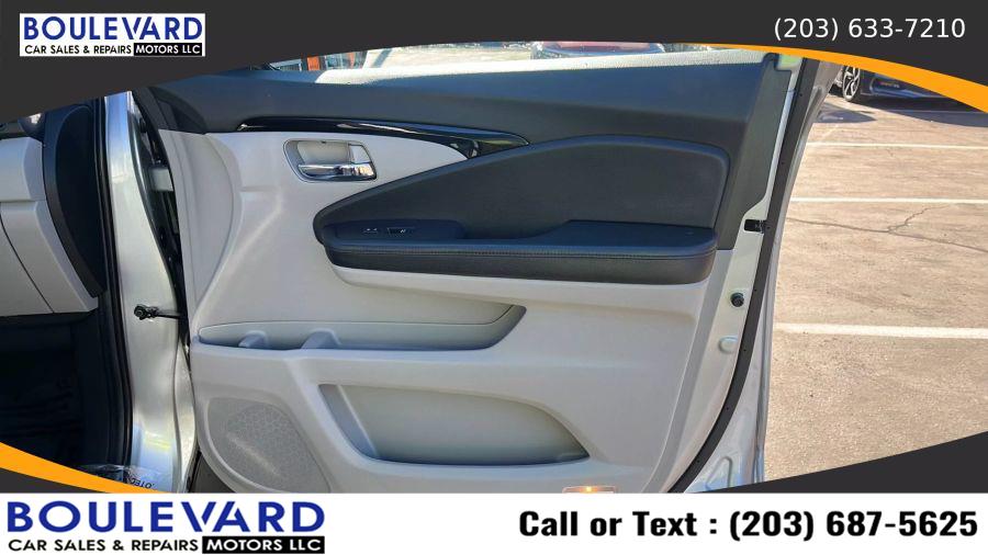 2019 Honda Pilot Touring Sport Utility 4D, available for sale in New Haven, Connecticut | Boulevard Motors LLC. New Haven, Connecticut 2019 Honda Pilot Touring Sport Utility 4D, available for sale in New Haven, Connecticut | Boulevard Motors LLC. New Haven, Connecticut