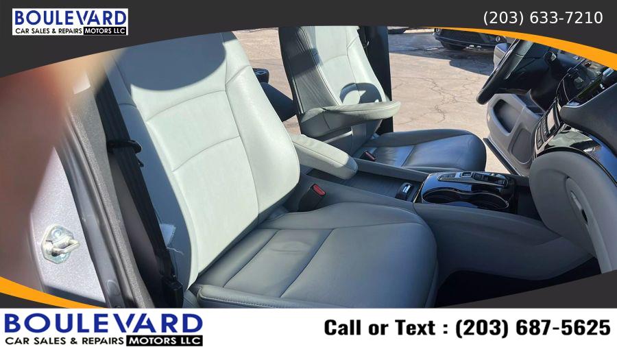 2019 Honda Pilot Touring Sport Utility 4D, available for sale in New Haven, Connecticut | Boulevard Motors LLC. New Haven, Connecticut 2019 Honda Pilot Touring Sport Utility 4D, available for sale in New Haven, Connecticut | Boulevard Motors LLC. New Haven, Connecticut