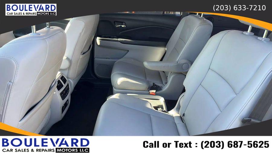 2019 Honda Pilot Touring Sport Utility 4D, available for sale in New Haven, Connecticut | Boulevard Motors LLC. New Haven, Connecticut 2019 Honda Pilot Touring Sport Utility 4D, available for sale in New Haven, Connecticut | Boulevard Motors LLC. New Haven, Connecticut