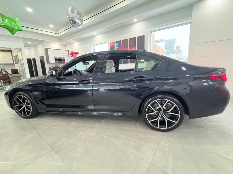 2022 BMW 5 Series 530e Plug-In Hybrid, available for sale in Franklin Square, New York | Luxury Motor Club. Franklin Square, New York 2022 BMW 5 Series 530e Plug-In Hybrid, available for sale in Franklin Square, New York | Luxury Motor Club. Franklin Square, New York