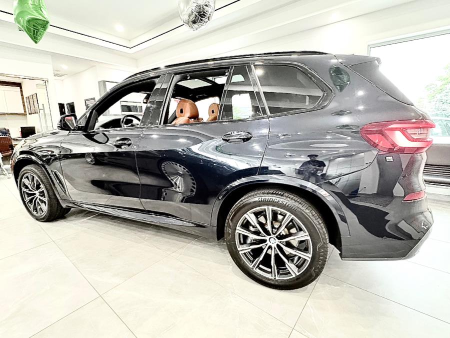 2022 BMW X5 xDrive40i Sports Activity Vehicle, available for sale in Franklin Square, New York | Luxury Motor Club. Franklin Square, New York 2022 BMW X5 xDrive40i Sports Activity Vehicle, available for sale in Franklin Square, New York | Luxury Motor Club. Franklin Square, New York