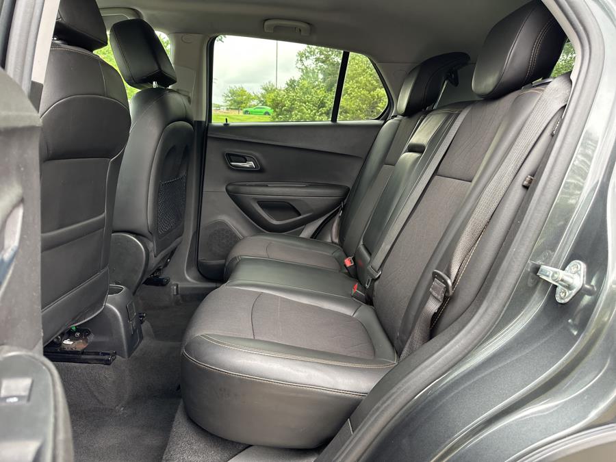 2020 Chevrolet Trax FWD 4dr LT, available for sale in Beavercreek, Ohio | Wholesale Direct Motors. Beavercreek, Ohio 2020 Chevrolet Trax FWD 4dr LT, available for sale in Beavercreek, Ohio | Wholesale Direct Motors. Beavercreek, Ohio