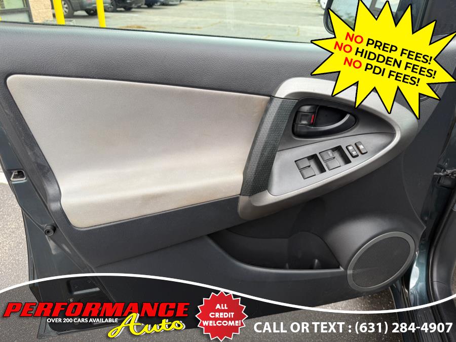 2012 Toyota RAV4 4WD 4dr I4 (Natl), available for sale in Bohemia, New York | Performance Auto Inc. Bohemia, New York 2012 Toyota RAV4 4WD 4dr I4 (Natl), available for sale in Bohemia, New York | Performance Auto Inc. Bohemia, New York