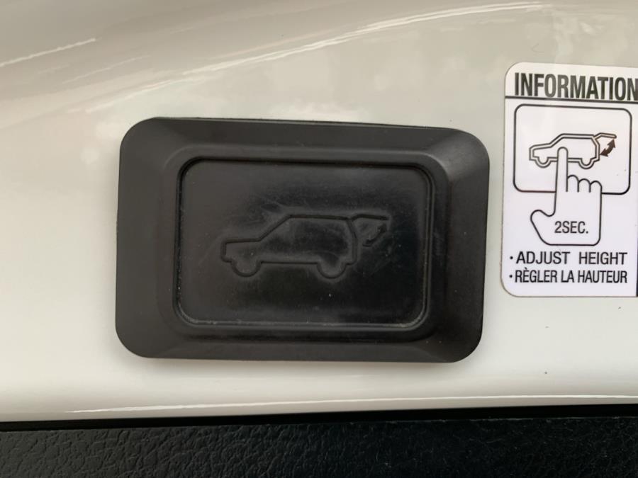 2016 Toyota RAV4 AWD 4dr XLE (Natl), available for sale in Springfield, Massachusetts | Absolute Motors Inc. Springfield, Massachusetts 2016 Toyota RAV4 AWD 4dr XLE (Natl), available for sale in Springfield, Massachusetts | Absolute Motors Inc. Springfield, Massachusetts